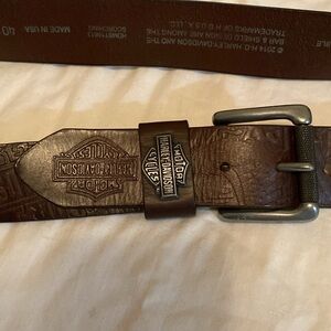 Harley-Davidson Mens Brown Embossed Leather Silver Buckle Belt Size 40